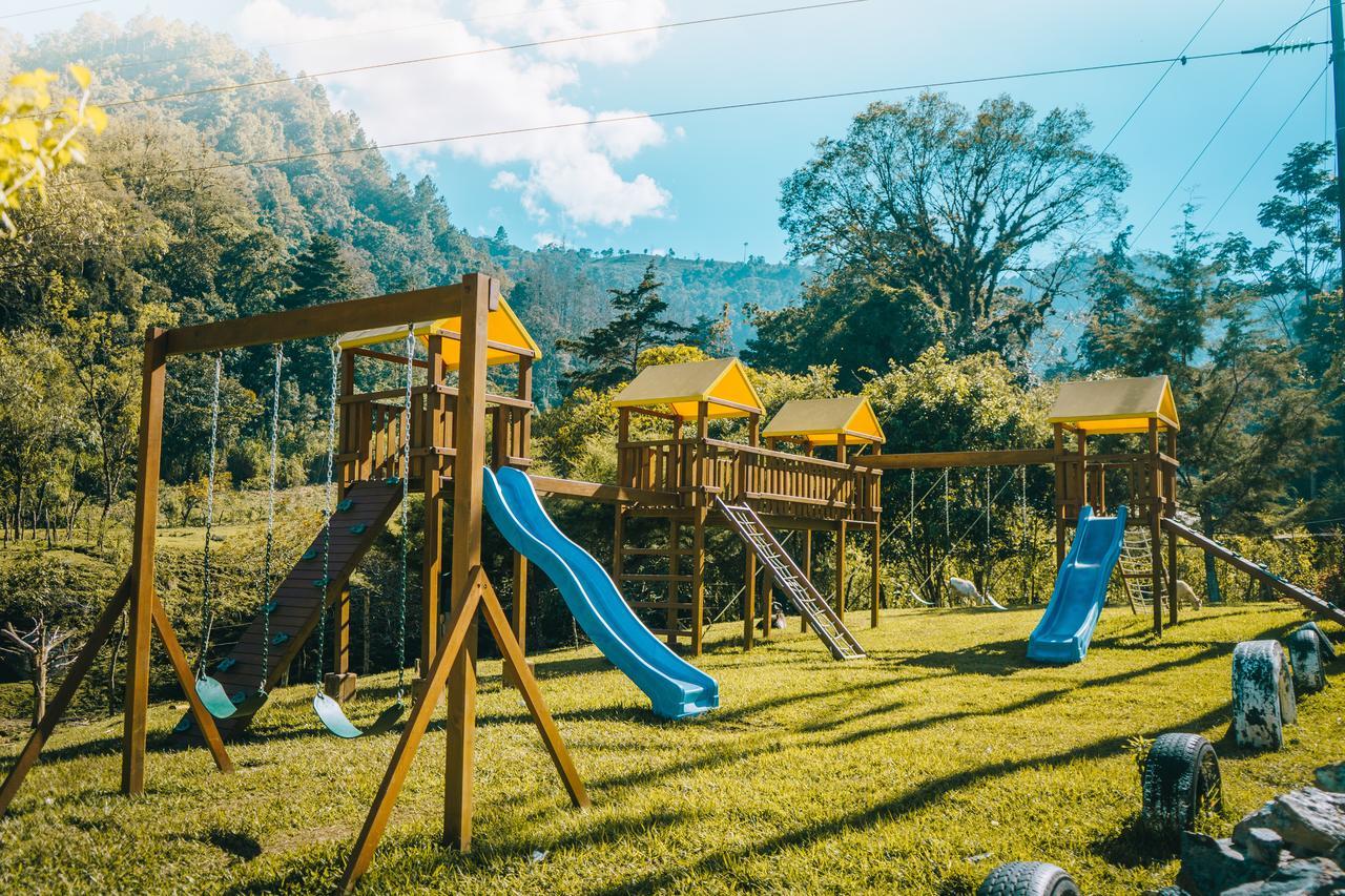 Country Delights Hotel Tamahu Екстериор снимка