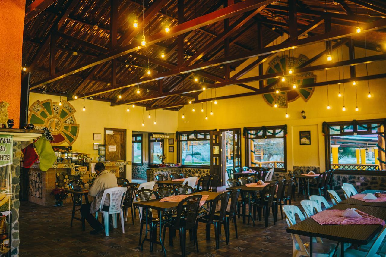 Country Delights Hotel Tamahu Екстериор снимка